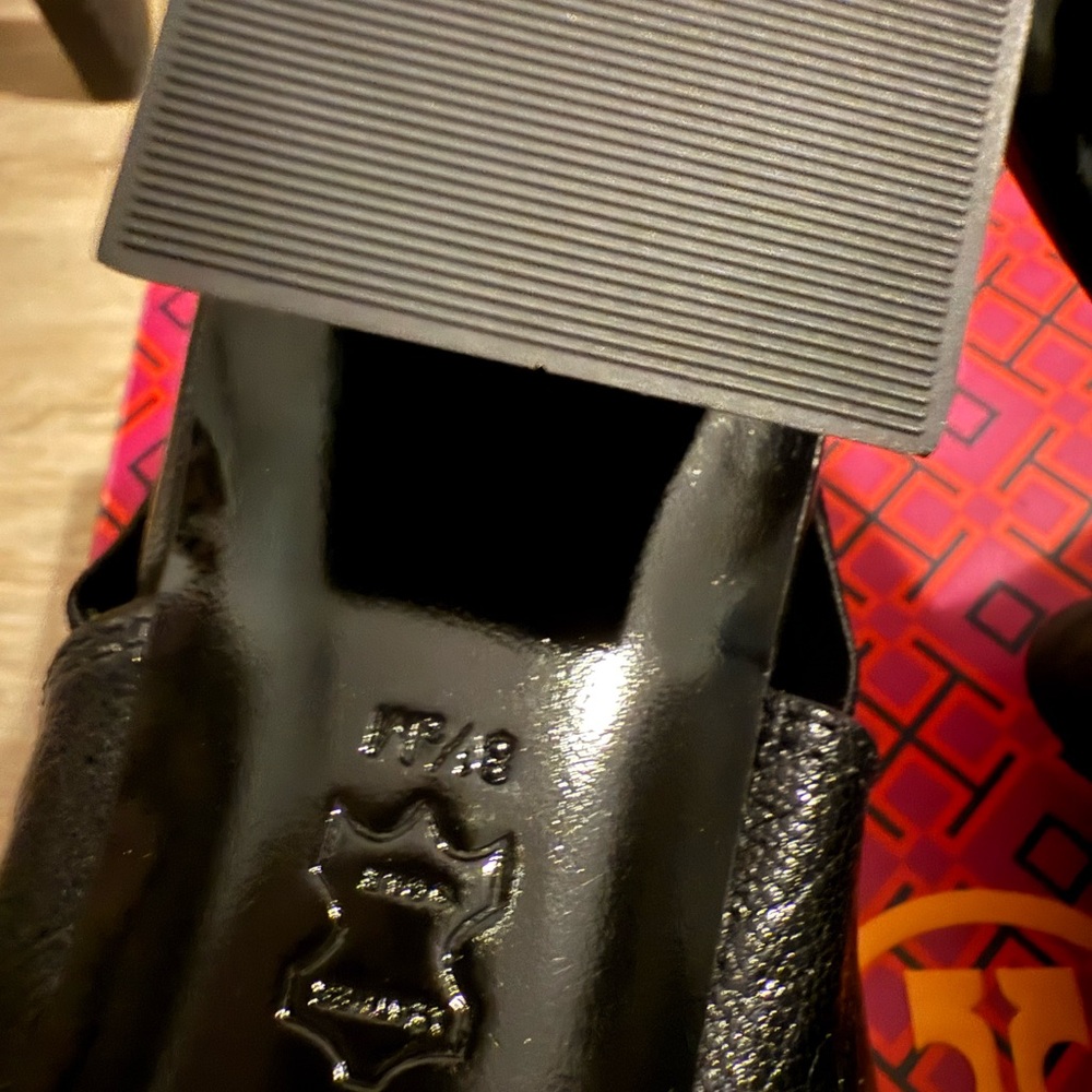 Tory Burch Elasticated Slingback Mules in Perfect Black - Picture 9 of 10